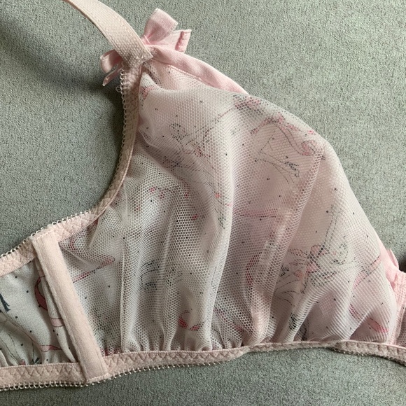 $145 Agent Provocateur Cinta Pastel Pink georgette soft-cup triangle bra M/3 - Picture 9 of 16